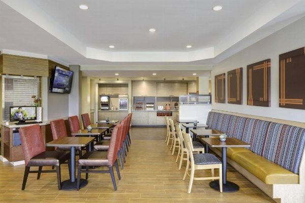 TownePlace Suites by Marriott Bangor image 3